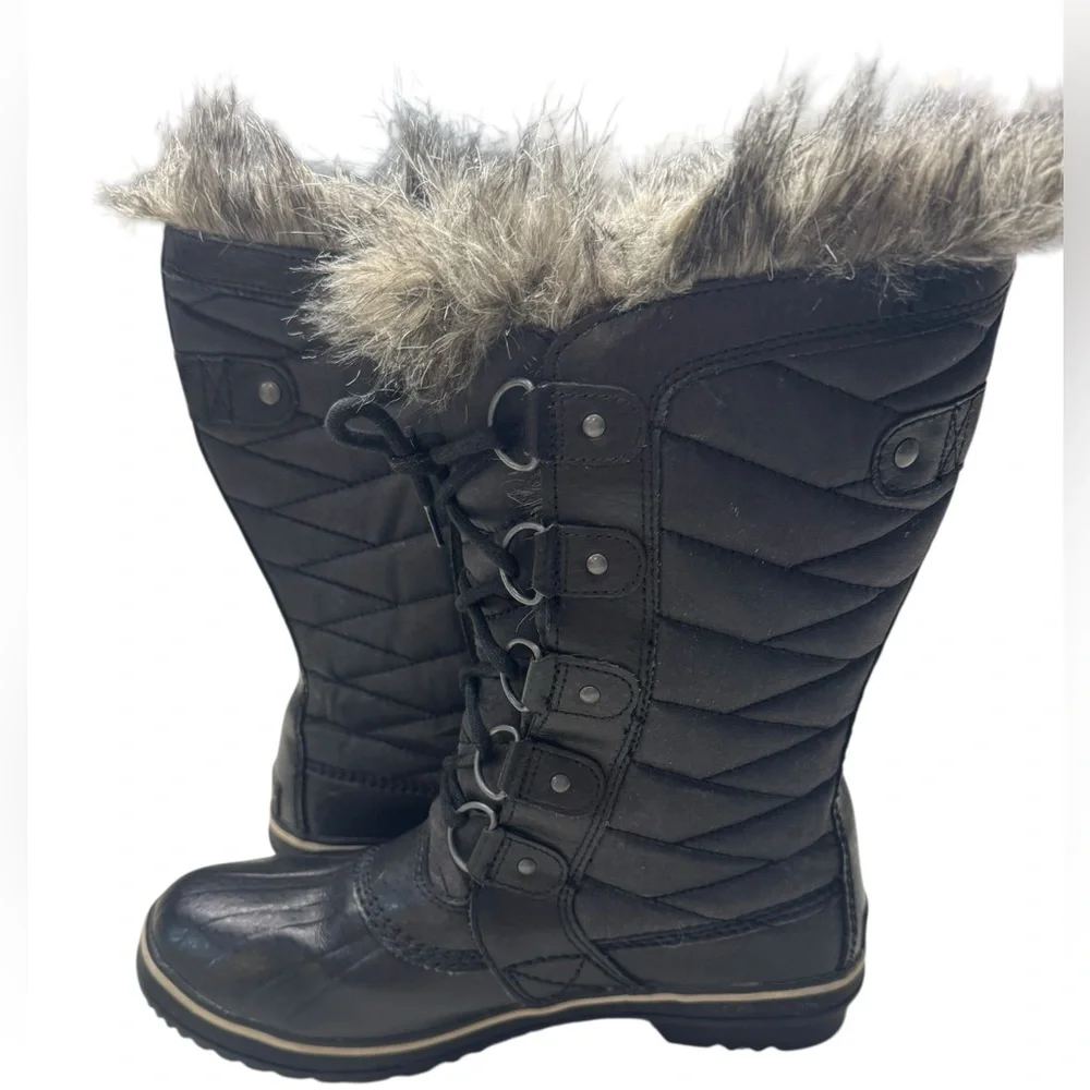 SOReL ‘Tofino II' Faux Fur Lined Waterproof Boot (Women size 8